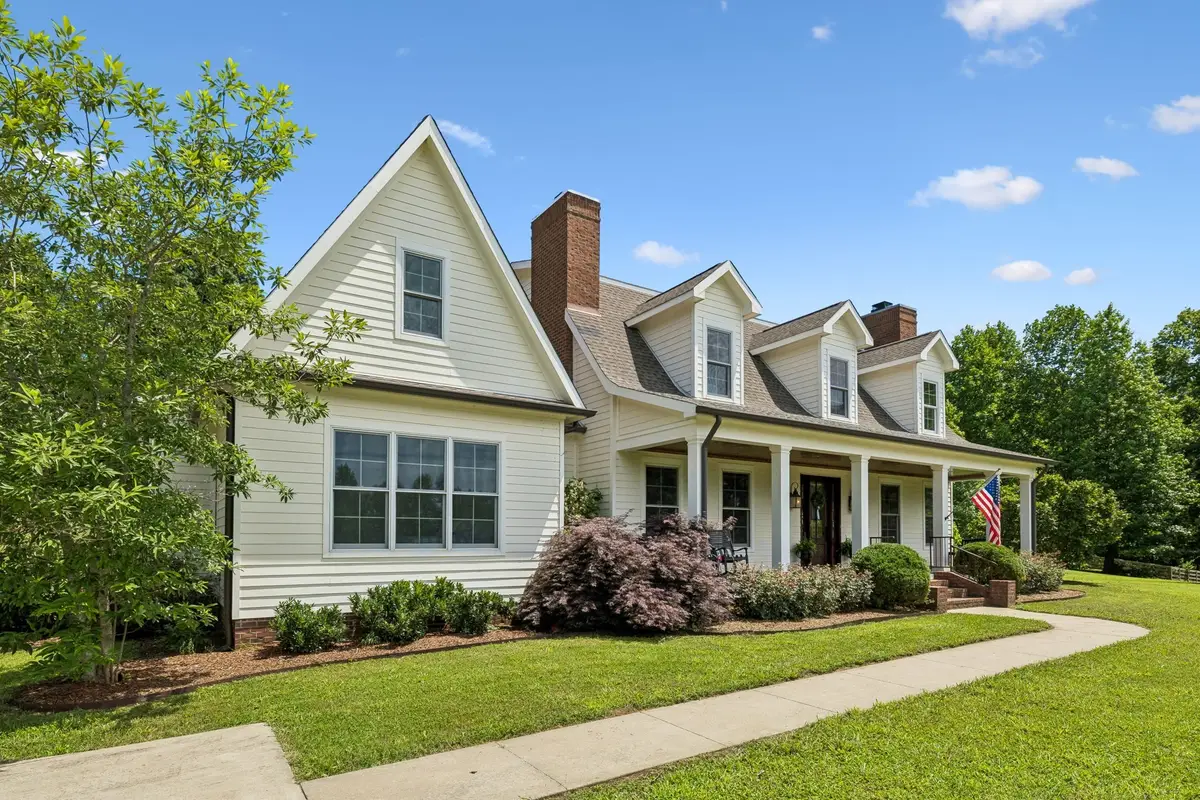 8706 Poplar Creek Rd, Nashville, TN 37221 - #1