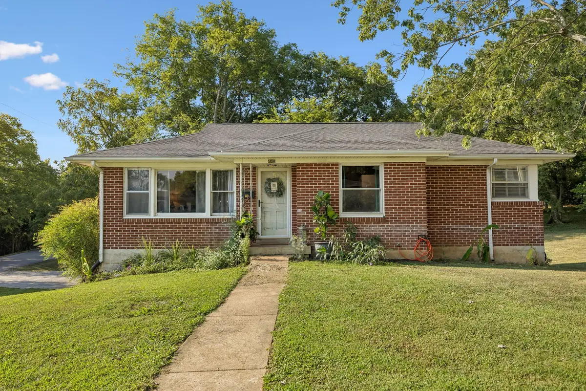440 8th Ave S, Lewisburg, TN 37091 - #1