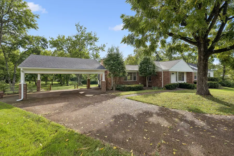 2809 Lincoya Dr, Nashville, TN 37214 - #2