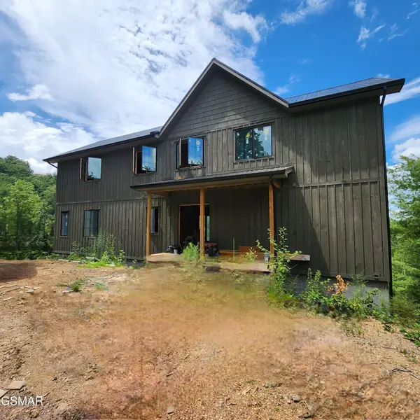 2065 Spurling Road, Sevierville, TN 37876
