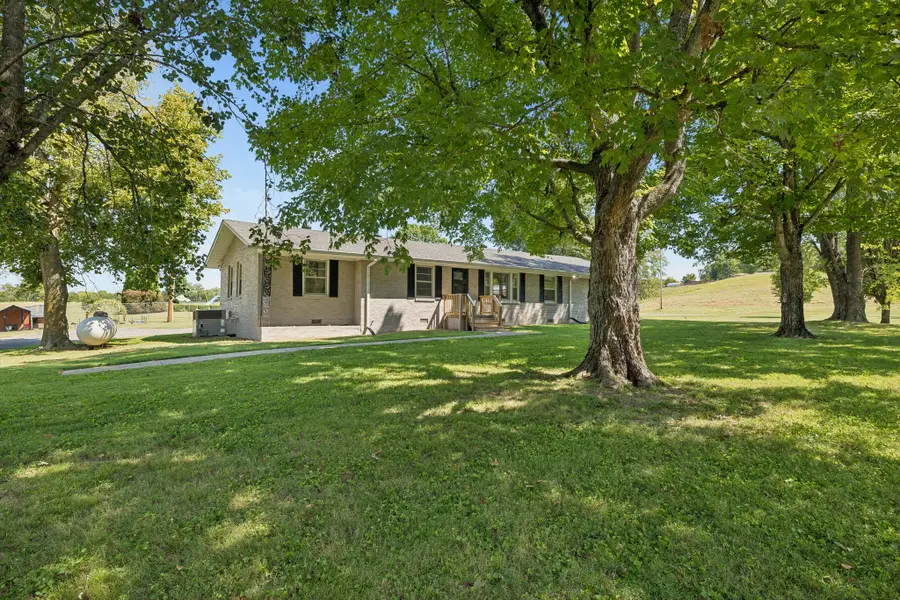 390 Rankin Rd, Castalian Springs, TN 37031 - #2