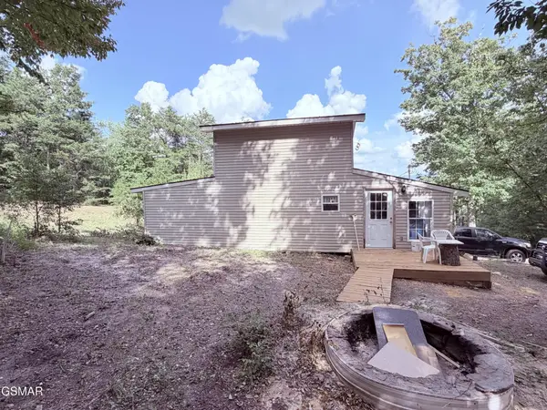 999 Manna Way, Cosby, TN 37722