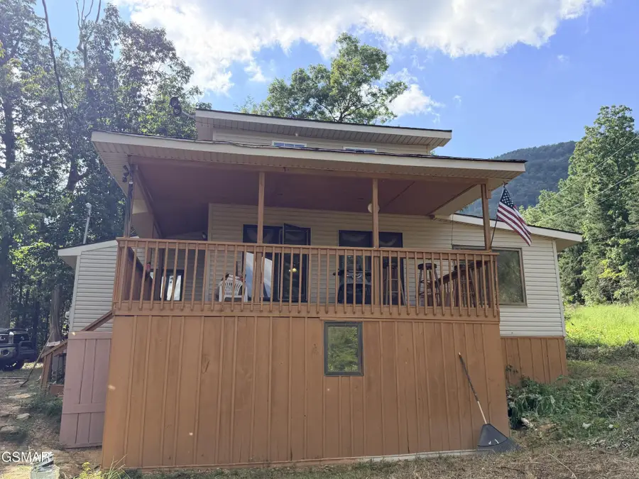 999 Manna Way, Cosby, TN 37722 - #2