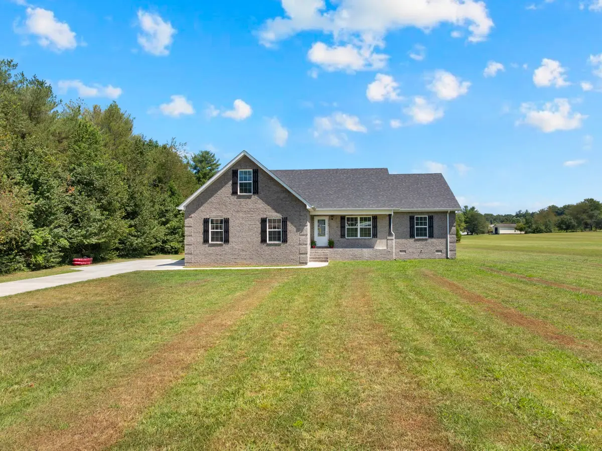 12790 Old Tullahoma Rd, Tullahoma, TN 37388 - #1
