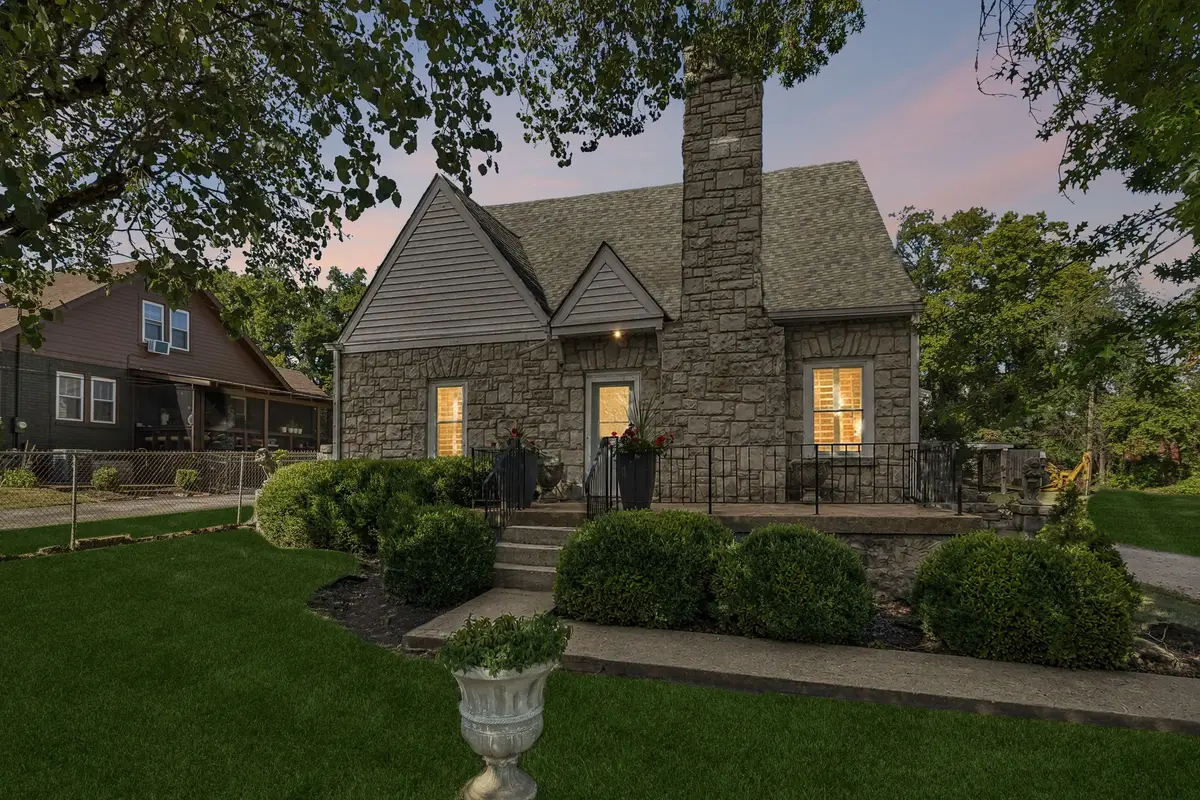 3100 River Dr, Nashville, TN 37218 - #1