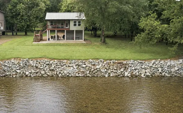 52 Railroad Rd, Westpoint, TN 38486