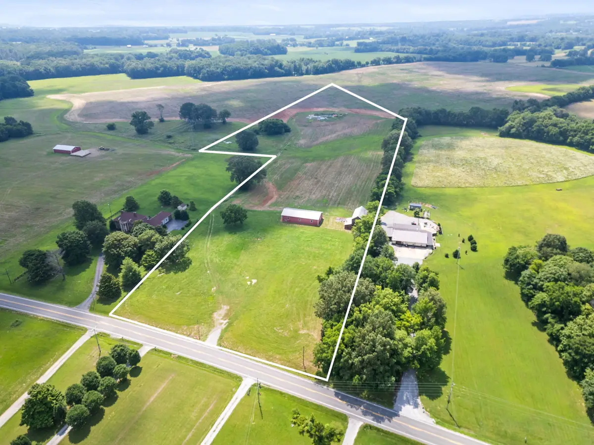 4635 Highway 431n, Springfield, TN 37172 - #1