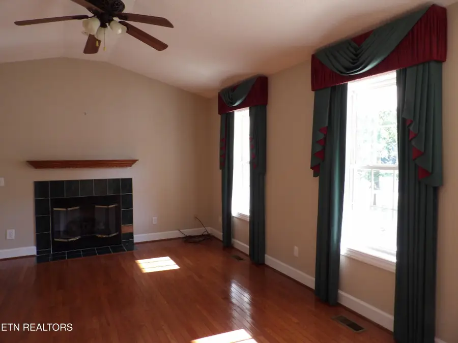 213 Kings Row, Crossville, TN 38571 - #3