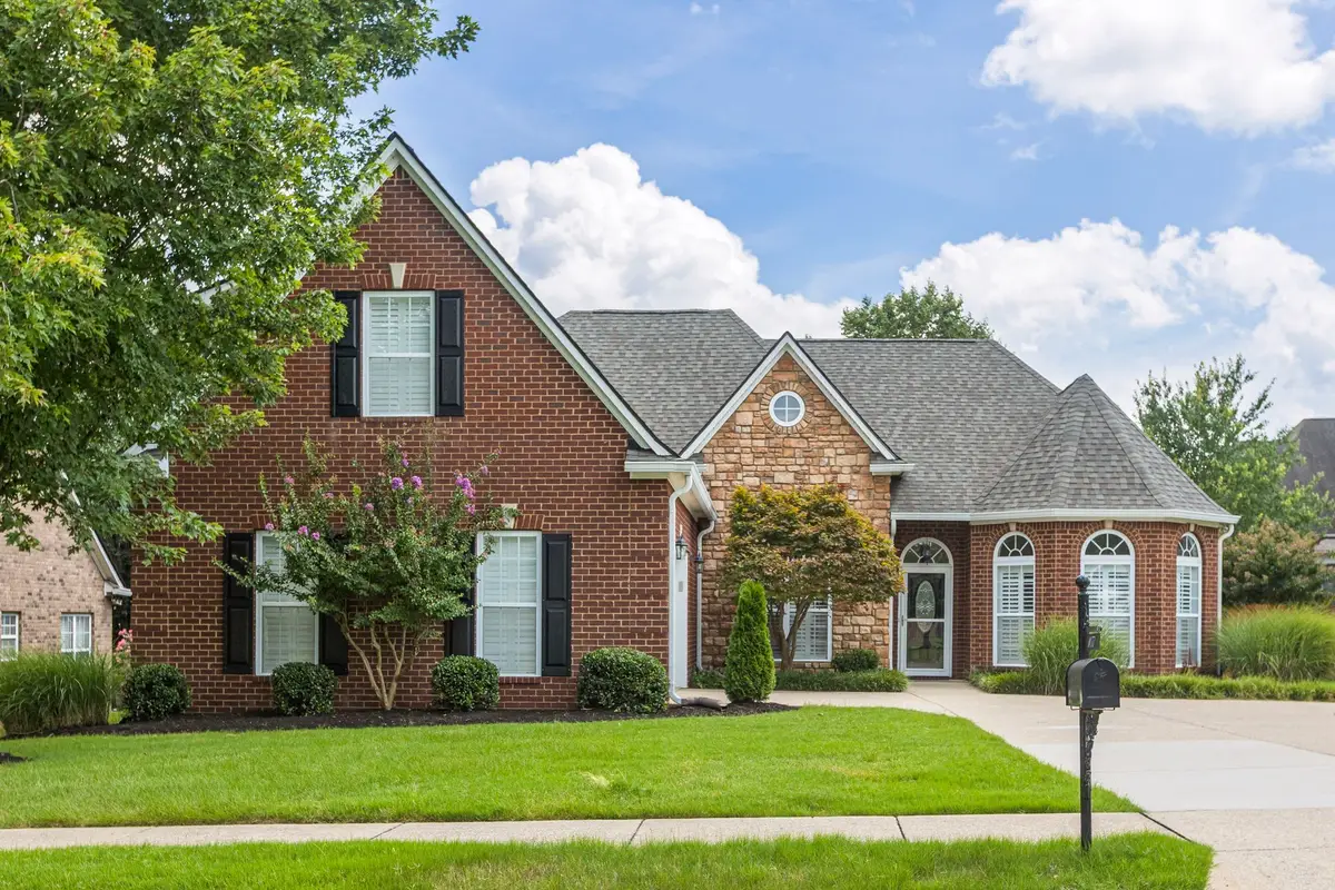 1077 Nealcrest Cir, Spring Hill, TN 37174 - #1