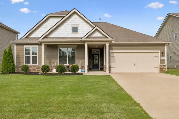 1009 Black Oak Dr, Murfreesboro, TN 37128