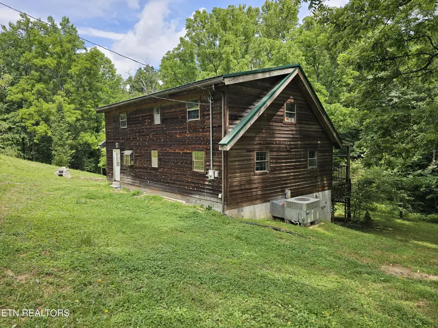 264 Old Long Hollow Rd, La Follette, TN 37766 - #3