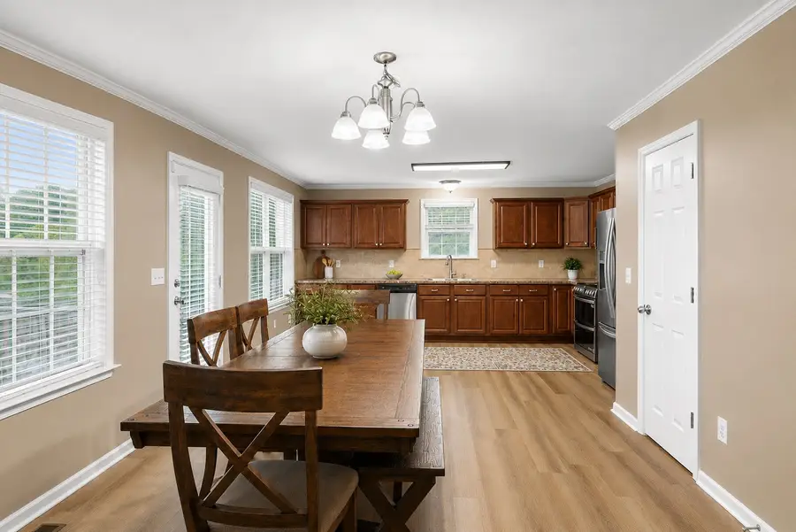 160 Lena Loop, Burns, TN 37029 - #2