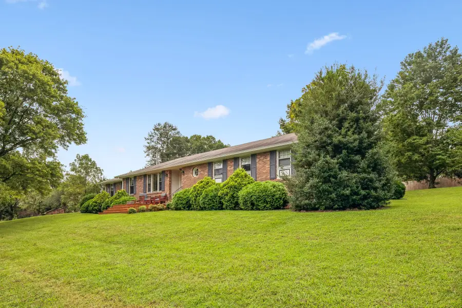 2056 Dade Cir, Dickson, TN 37055 - #3