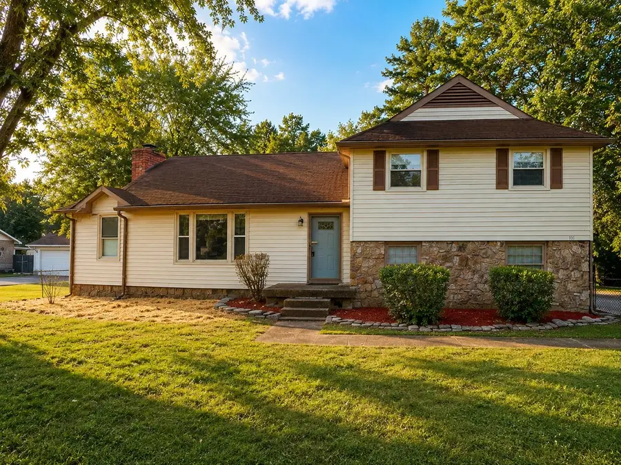101 Creekwood Dr, Mount Juliet, TN 37122 - #2