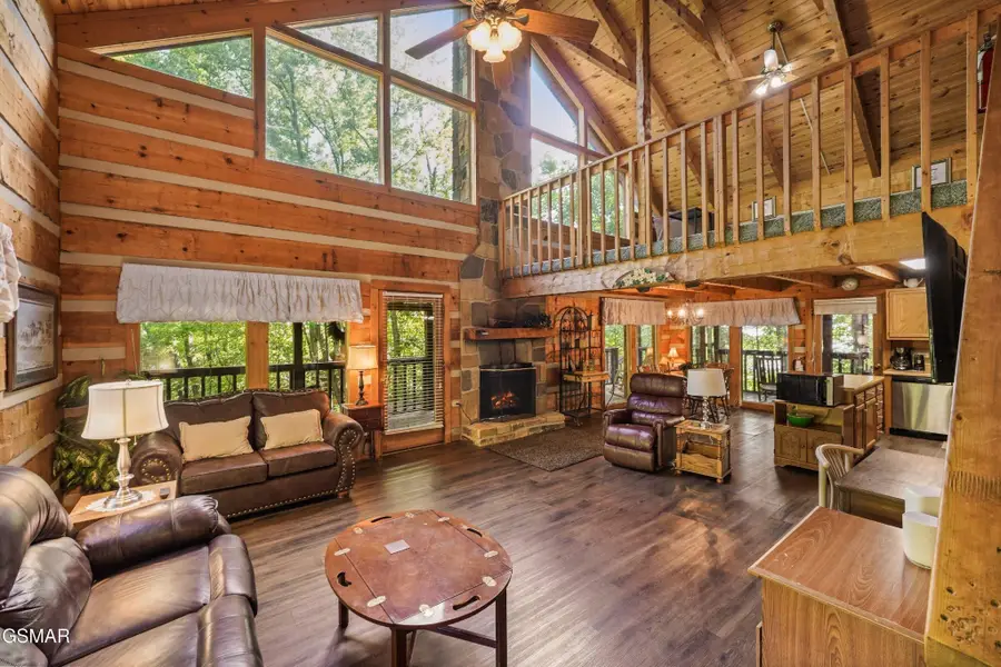 3475 Twin City Way, Pigeon Forge, TN 37863 - #2