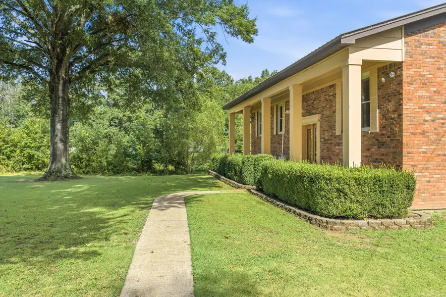 640 Northwood Dr, Huntingdon, TN 38344 - #3