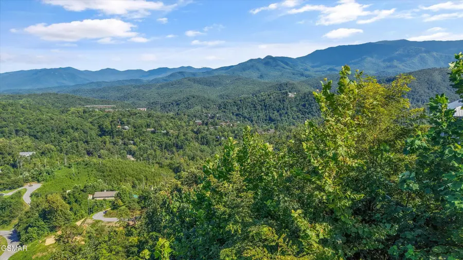 616 Kings Way, Gatlinburg, TN 37738 - #2