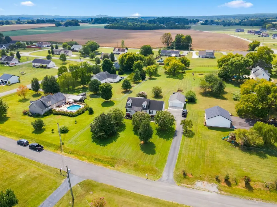 149 Tyler Dr, Shelbyville, TN 37160 - #2