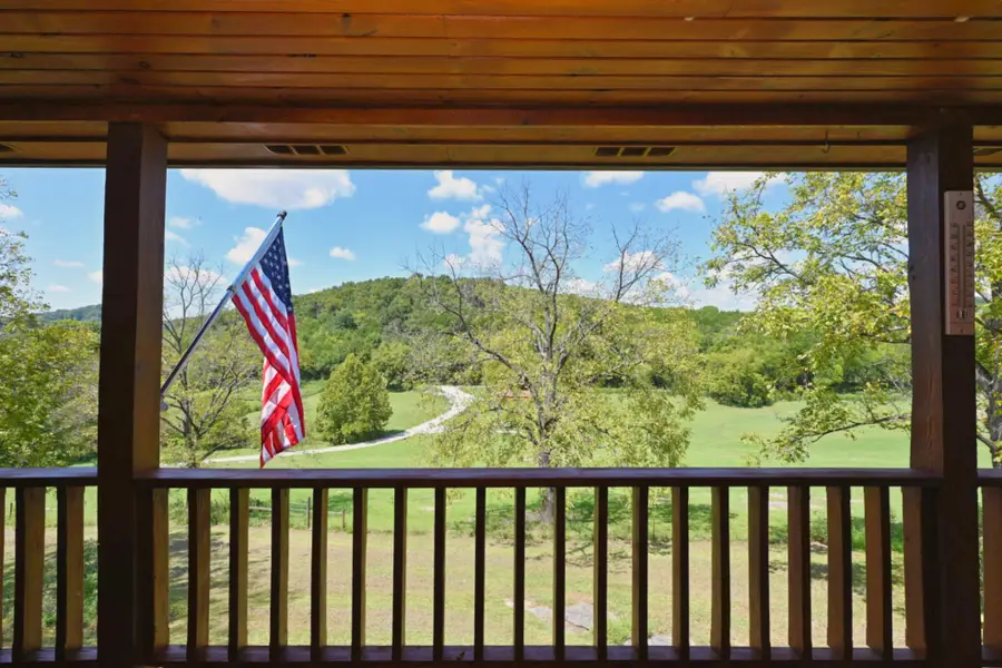 28 Edd Hackett Rd, Pleasant Shade, TN 37145 - #3