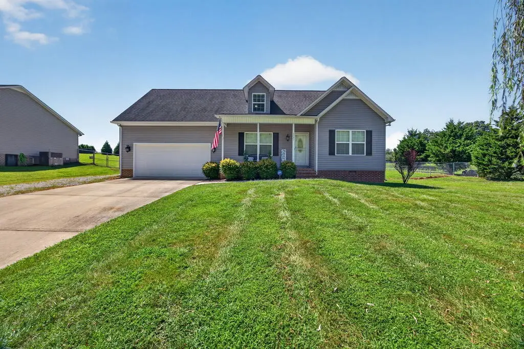 1521 Bay View Dr, Cookeville, TN 38506 - #1