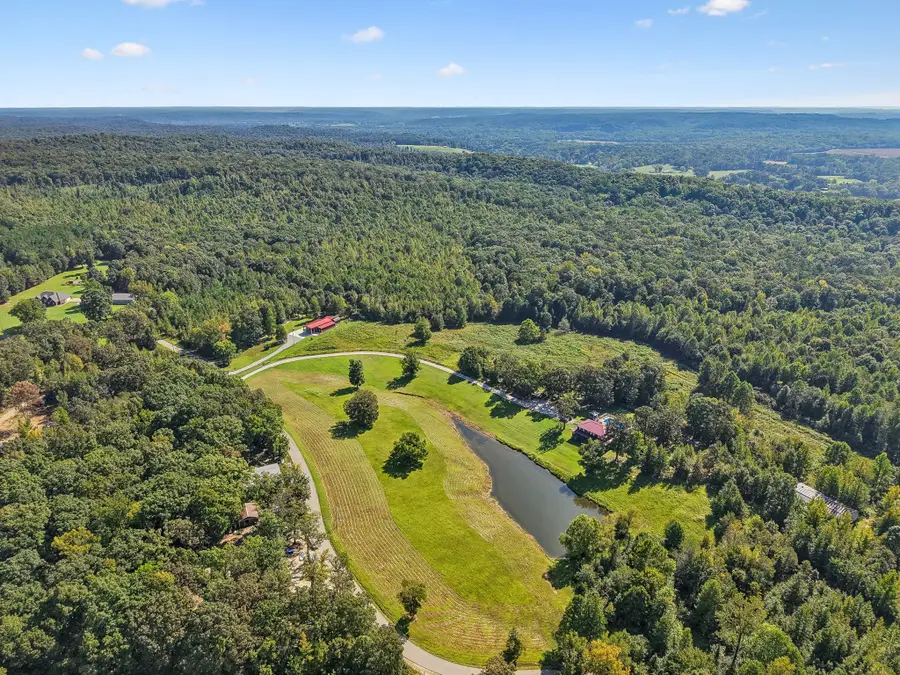 410 Pender Hill Ln, New Johnsonville, TN 37134 - #2