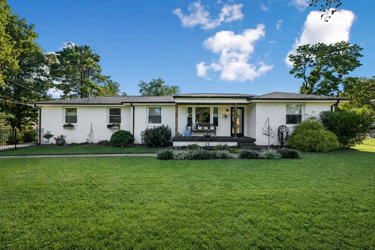 303 Weldon Dr, Hermitage, TN 37076 - #1
