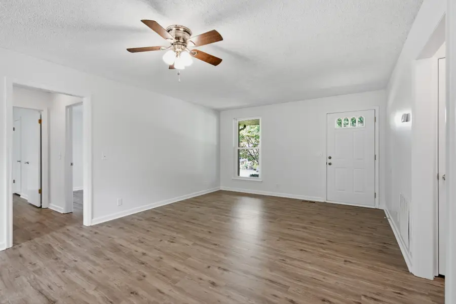 714 Albany Dr, Hermitage, TN 37076 - #2