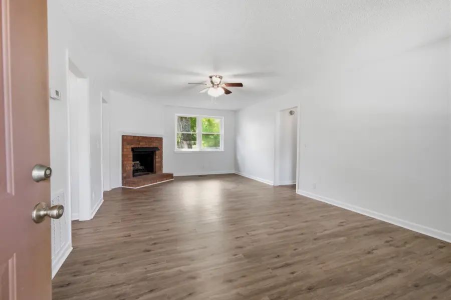714 Albany Dr, Hermitage, TN 37076 - #3