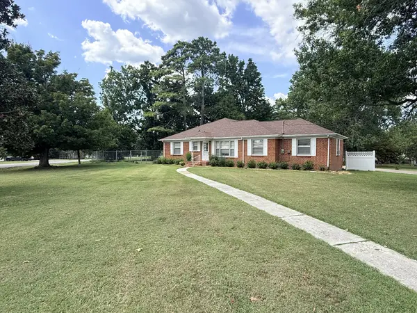 760 Scenic Dr, Lewisburg, TN 37091