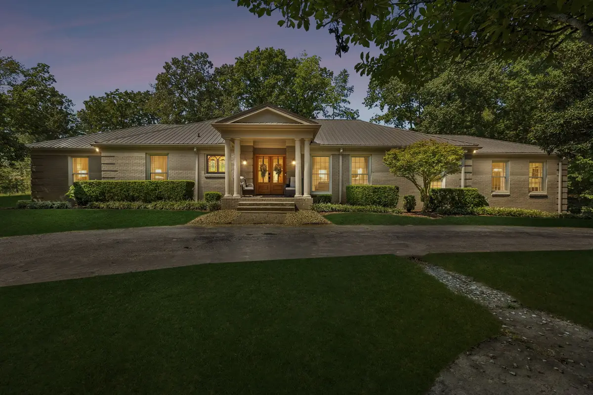 875 Coon Creek Rd, Dickson, TN 37055 - #1