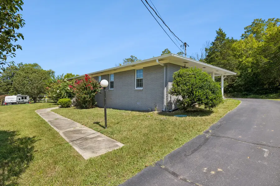 212 Dixon Springs Hwy, Carthage, TN 37030 - #3