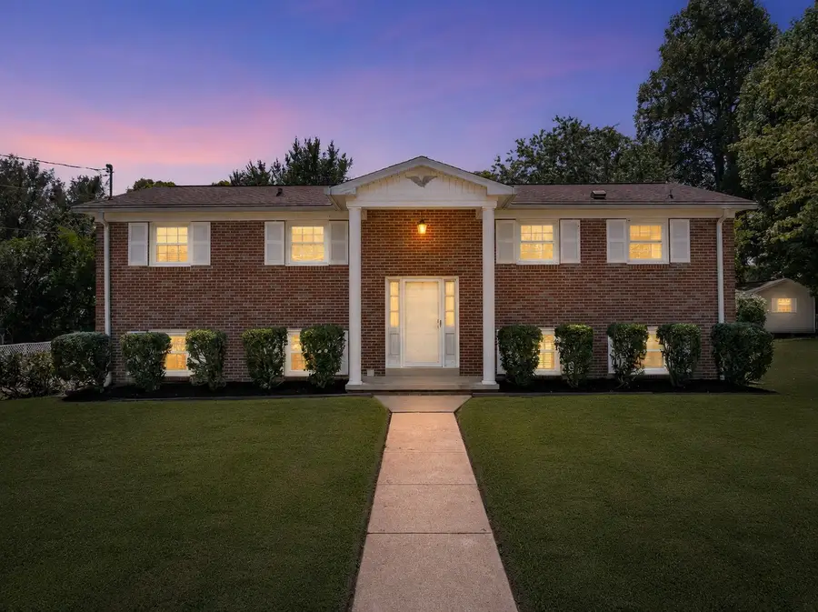 113 Cloverdale Rd, Shelbyville, TN 37160 - #2