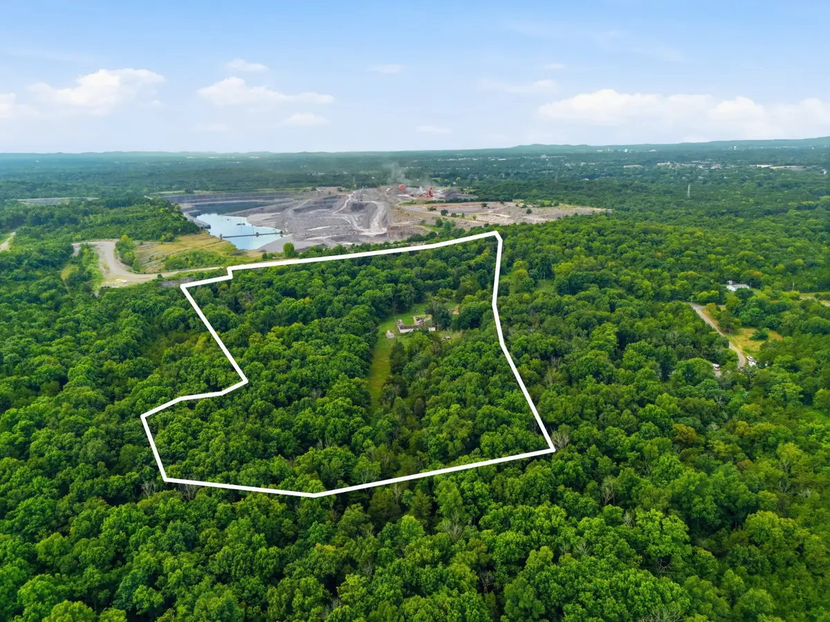 2155 E Pitts Ln, Murfreesboro, TN 37130 - #1