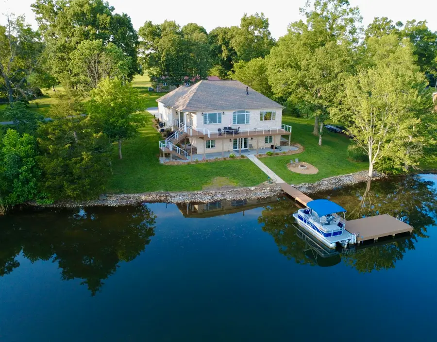 1018 Idlewild Dr, Sparta, TN 38583 - #2