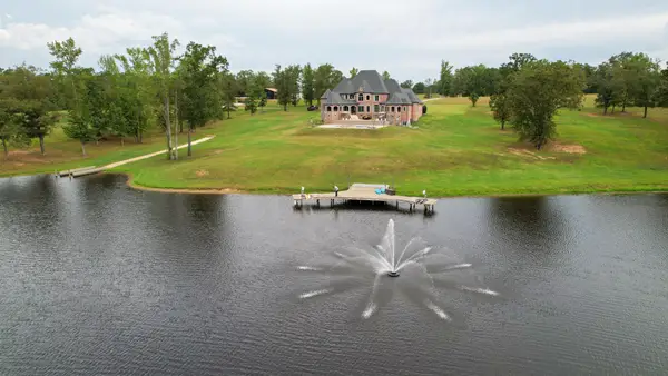 140 Lake Shore Lane, Henderson, TN 38340