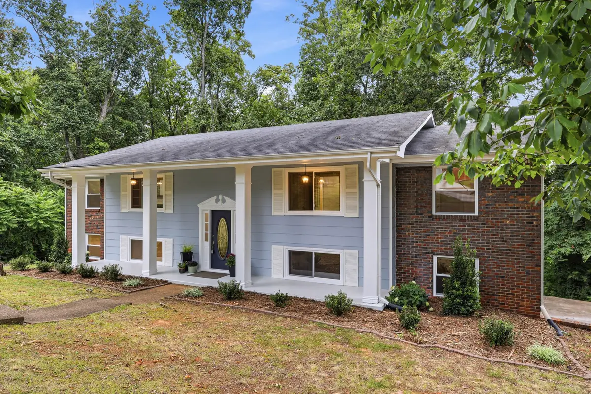 2824 Ridgecrest Drive, Chattanooga, TN 37406 - #1