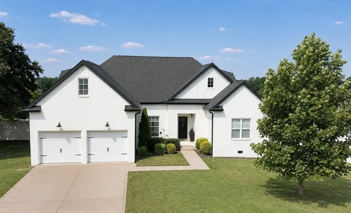 221 Downeymeade Dr, Nashville, TN 37214 - #1