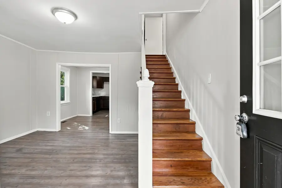 432 Hickman St, Columbia, TN 38401 - #2