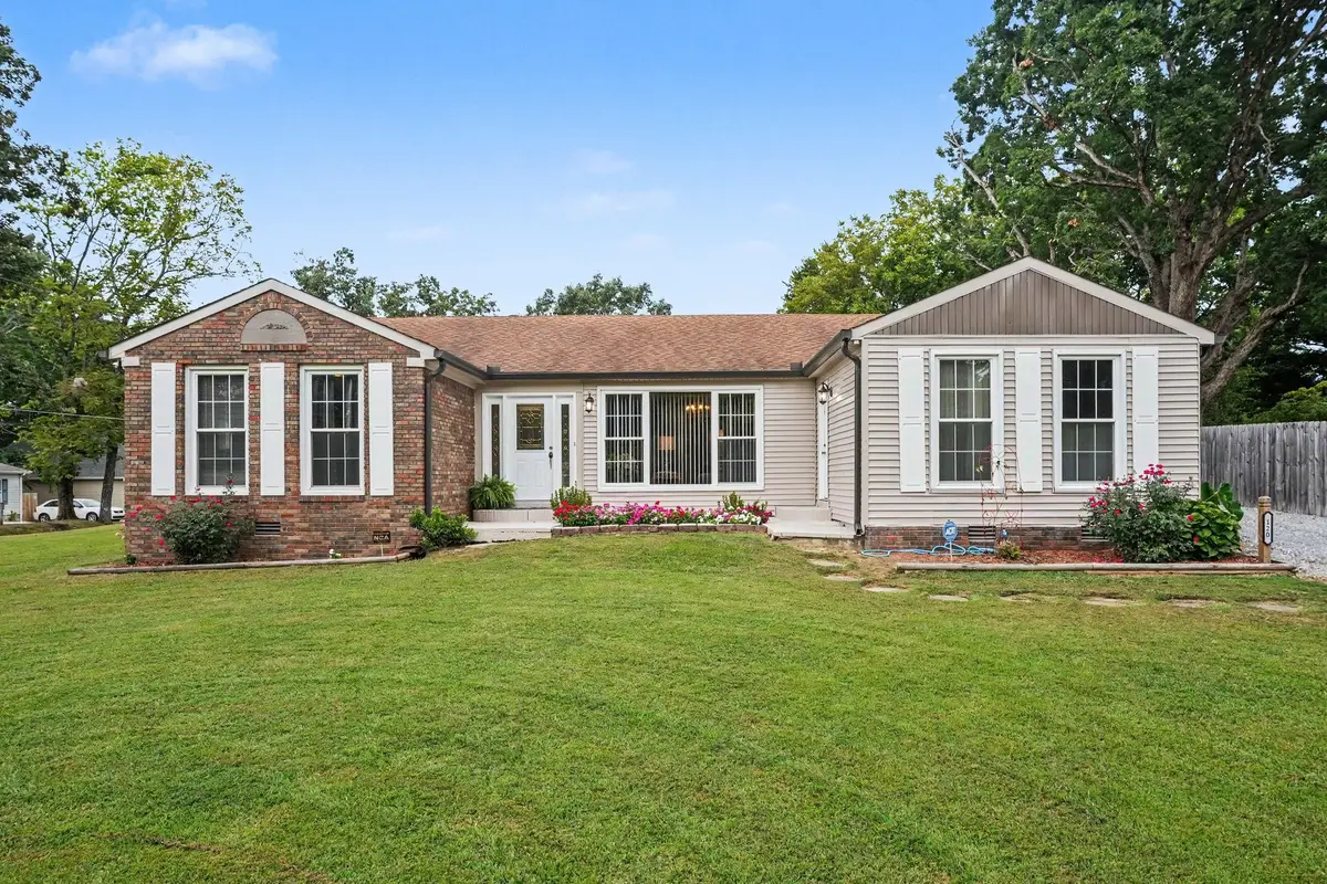 120 Slater St, White Bluff, TN 37187 - #1