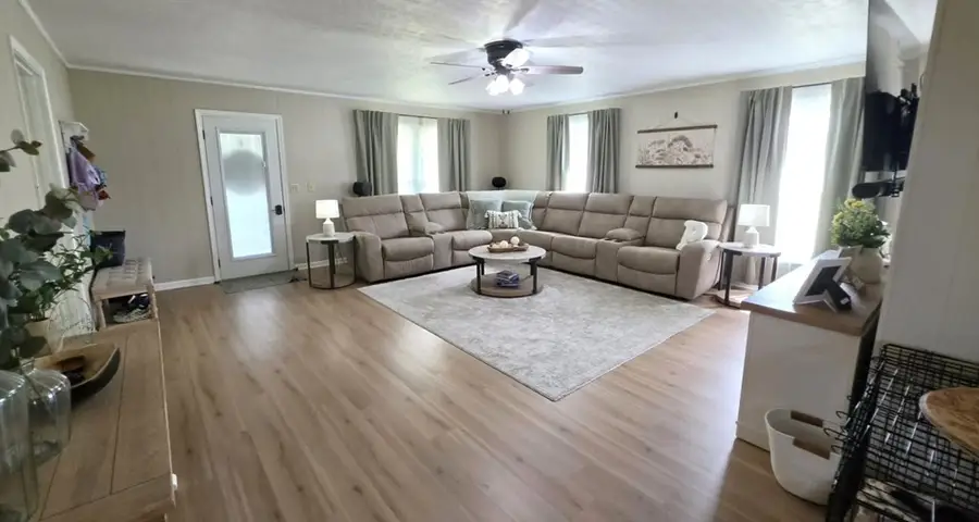 3985 Hwy 641 S, Paris, TN 38242 - #2