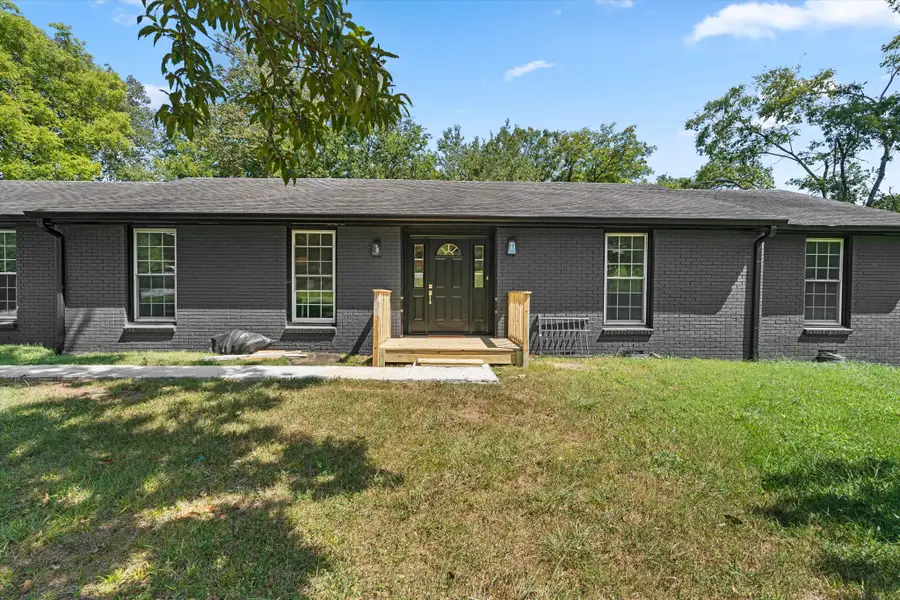 648 Gaylemore Dr, Goodlettsville, TN 37072 - #3