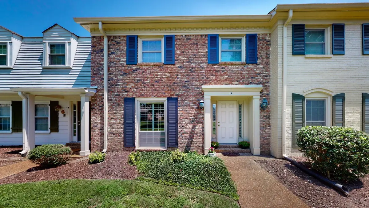 8207 Sawyer Brown Rd #J7, Nashville, TN 37221 - #1