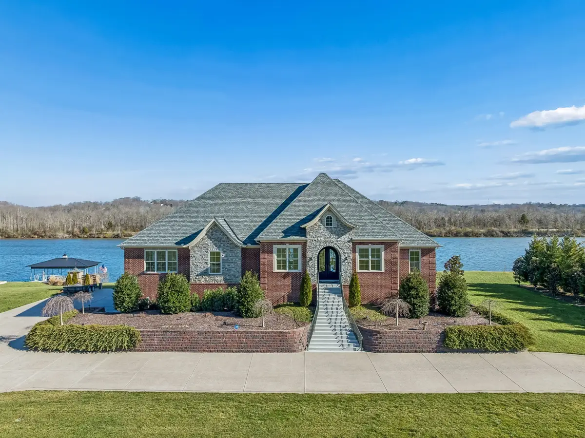 185 Shoals Lndg, Ashland City, TN 37015 - #1