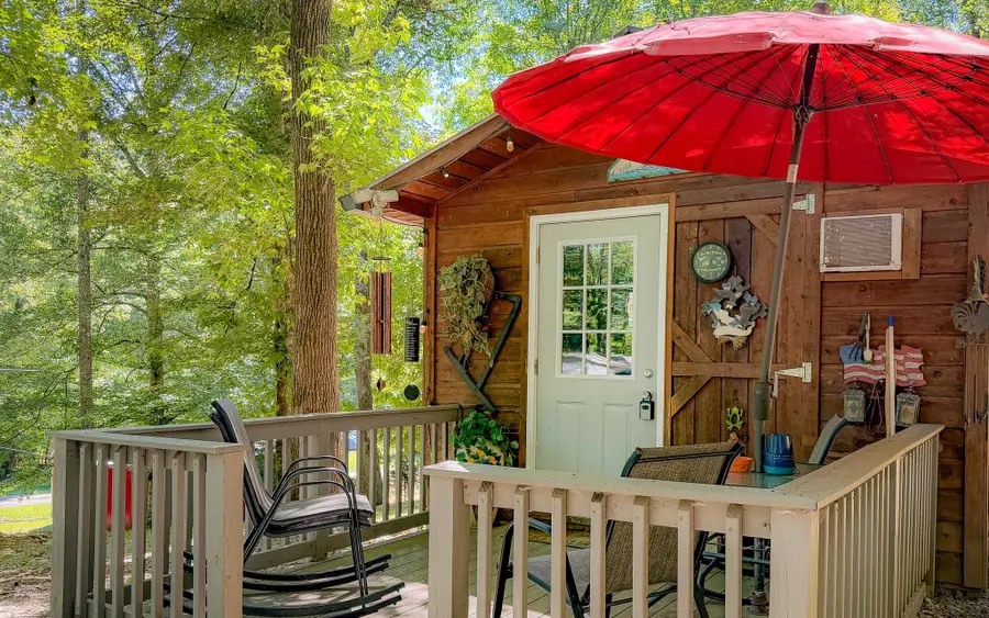263 Porter Hollow Rd, Linden, TN 37096 - #2