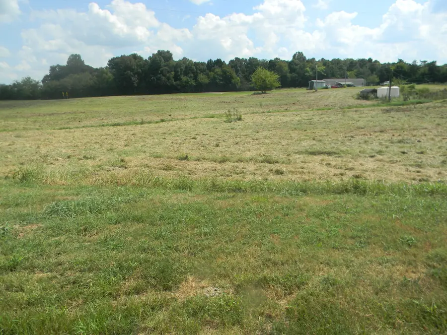 510 Gant Rd, Shelbyville, TN 37160 - #3