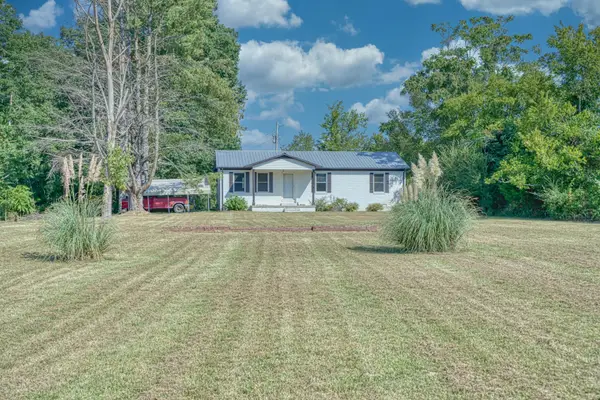 4047 Crawford Rd, Silver Point, TN 38582