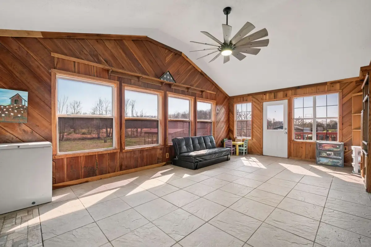 324 Laster Holman Rd, Decherd, TN 37324 - #1