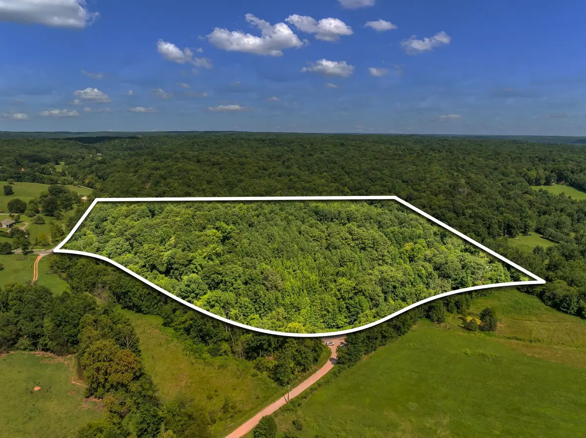 5114 Tennessee Ridge Rd, Waverly, TN 37185 - #1