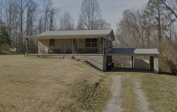 265 Country Ln, Lenoir City, TN 37771