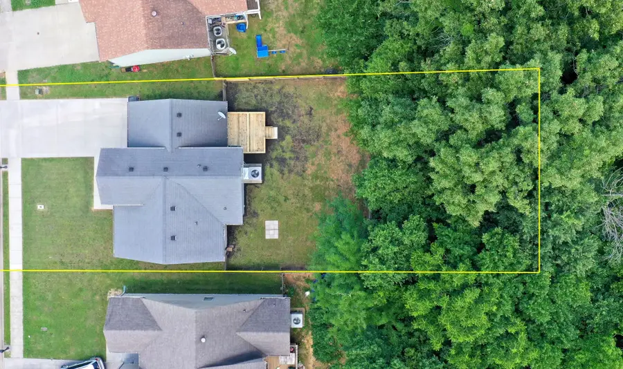 654 Fox Hound Dr, Clarksville, TN 37040 - #2